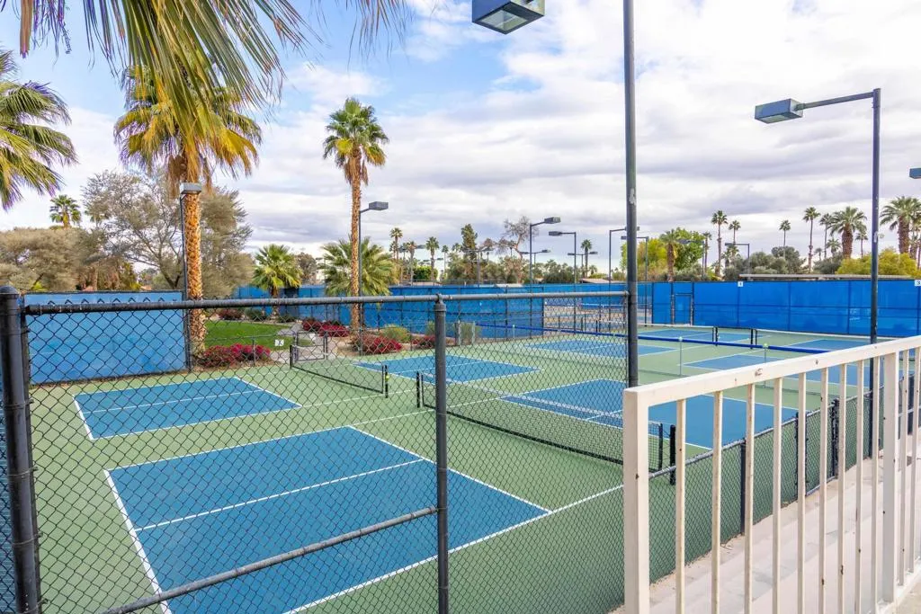 49151 Biery Street, Indio, California 92201 home-pic-35